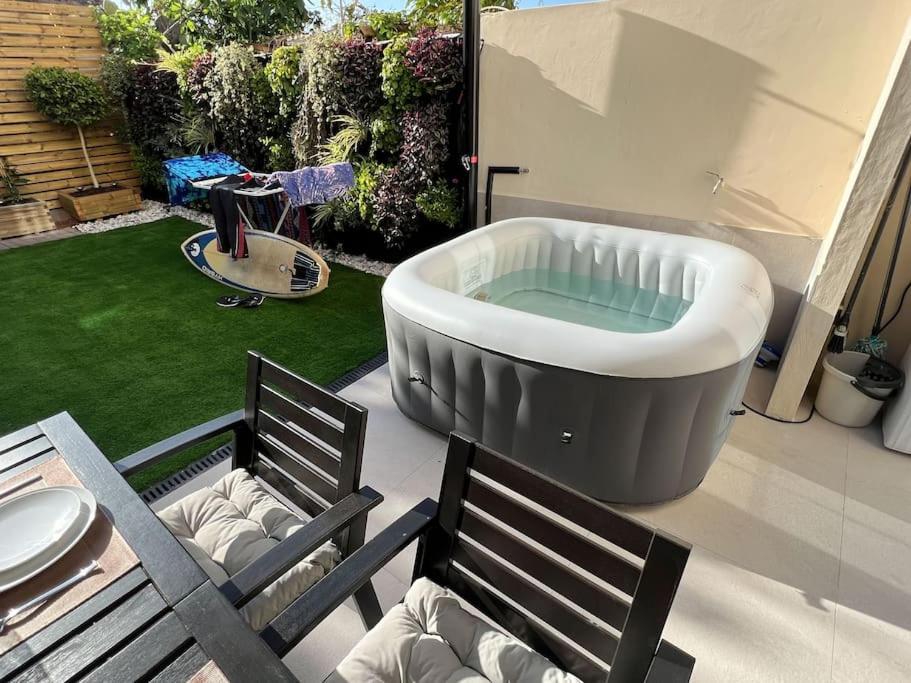 Relaxing Garden Los Cristianos Con Jacuzzi Y Barbacoa Arona  Kültér fotó